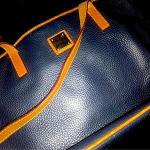 Big dooney and Bourke tote